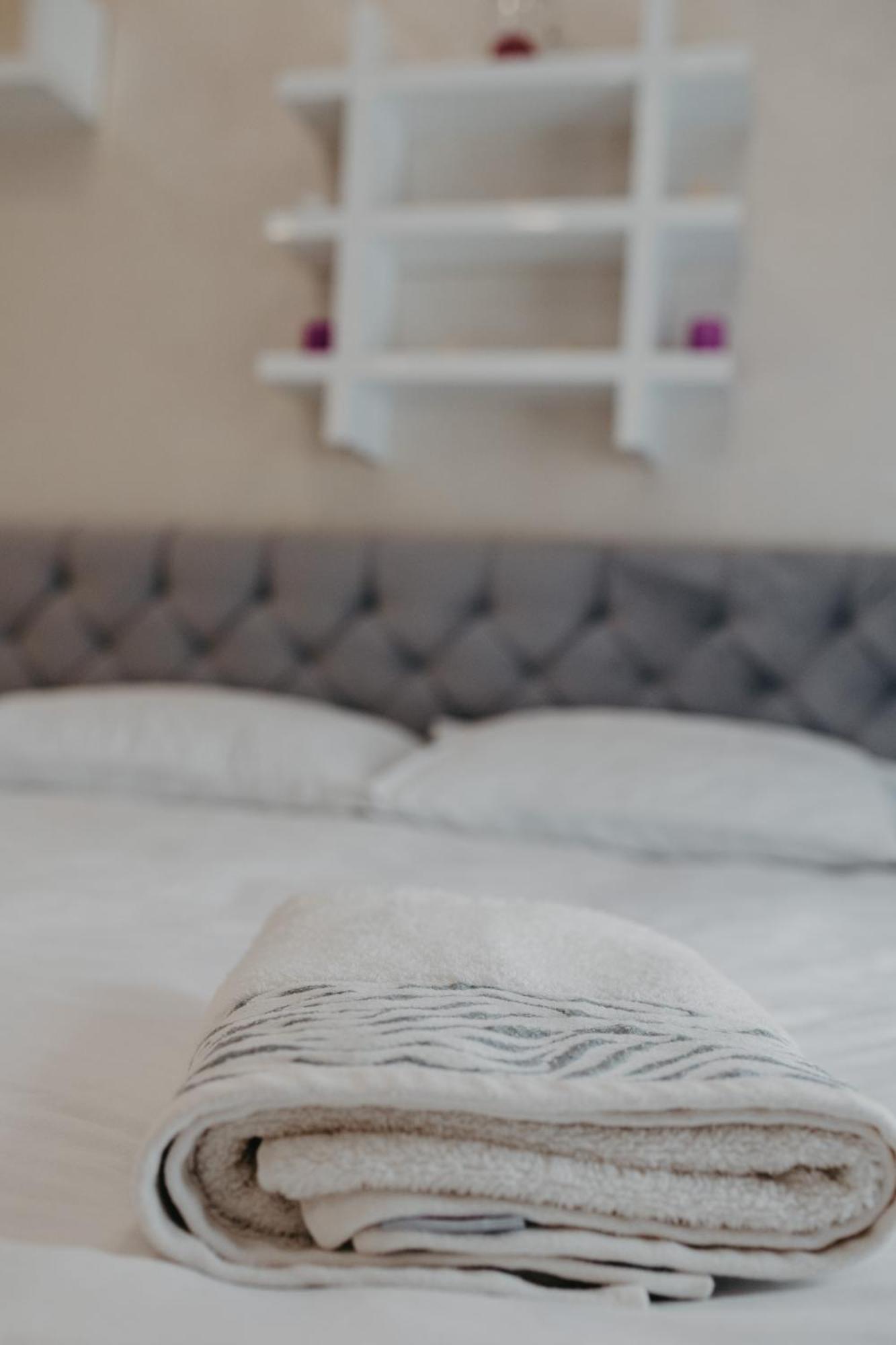 Prenociste Park Bed and Breakfast Modrica Eksteriør billede