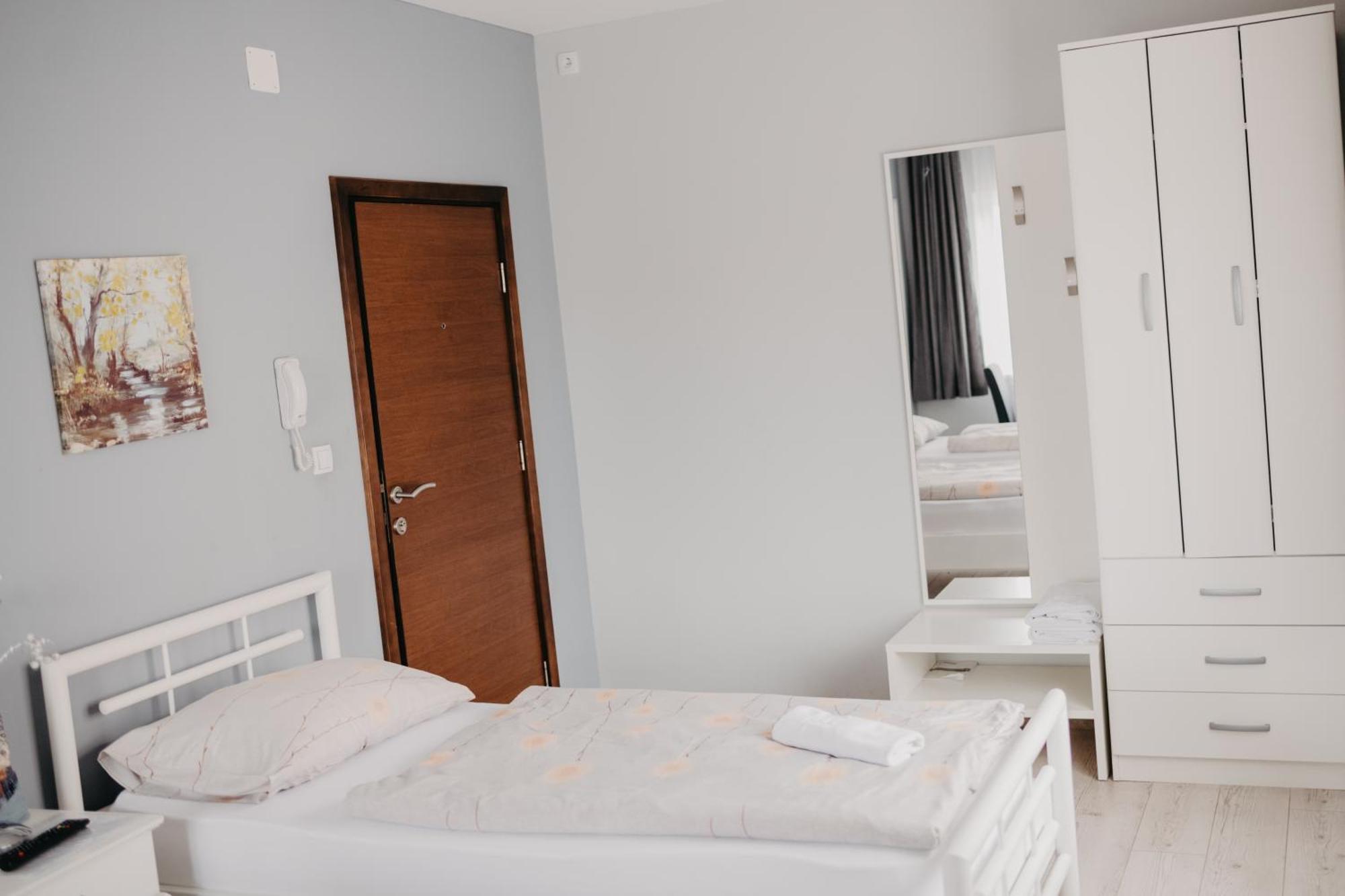 Prenociste Park Bed and Breakfast Modrica Eksteriør billede